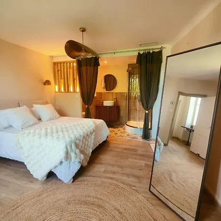 La Marquise Des Anges *