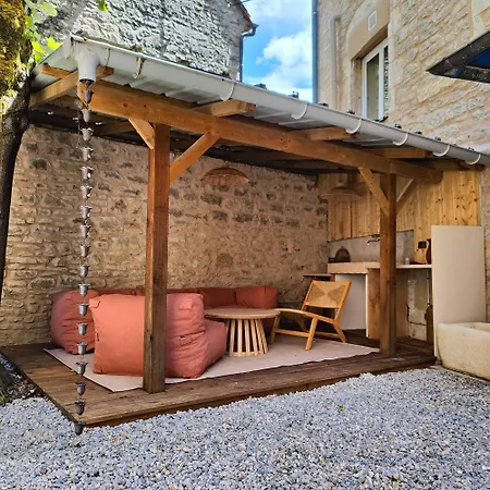 La Marquise Des Anges Martel